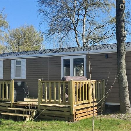 Bj Chalets - De Rug 3 - Vakantiepark Lauwersoog - Luxe Chalet Met Vaatwasser En Inloopkast! Vroege Incheck! Met Airco! Kültér fotó